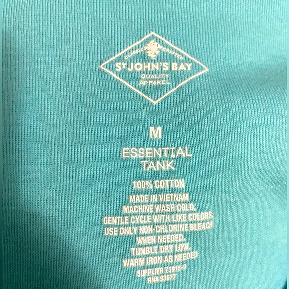 🔥 Summer Vibes gnome tank top 🔥 - Picture 3 of 3